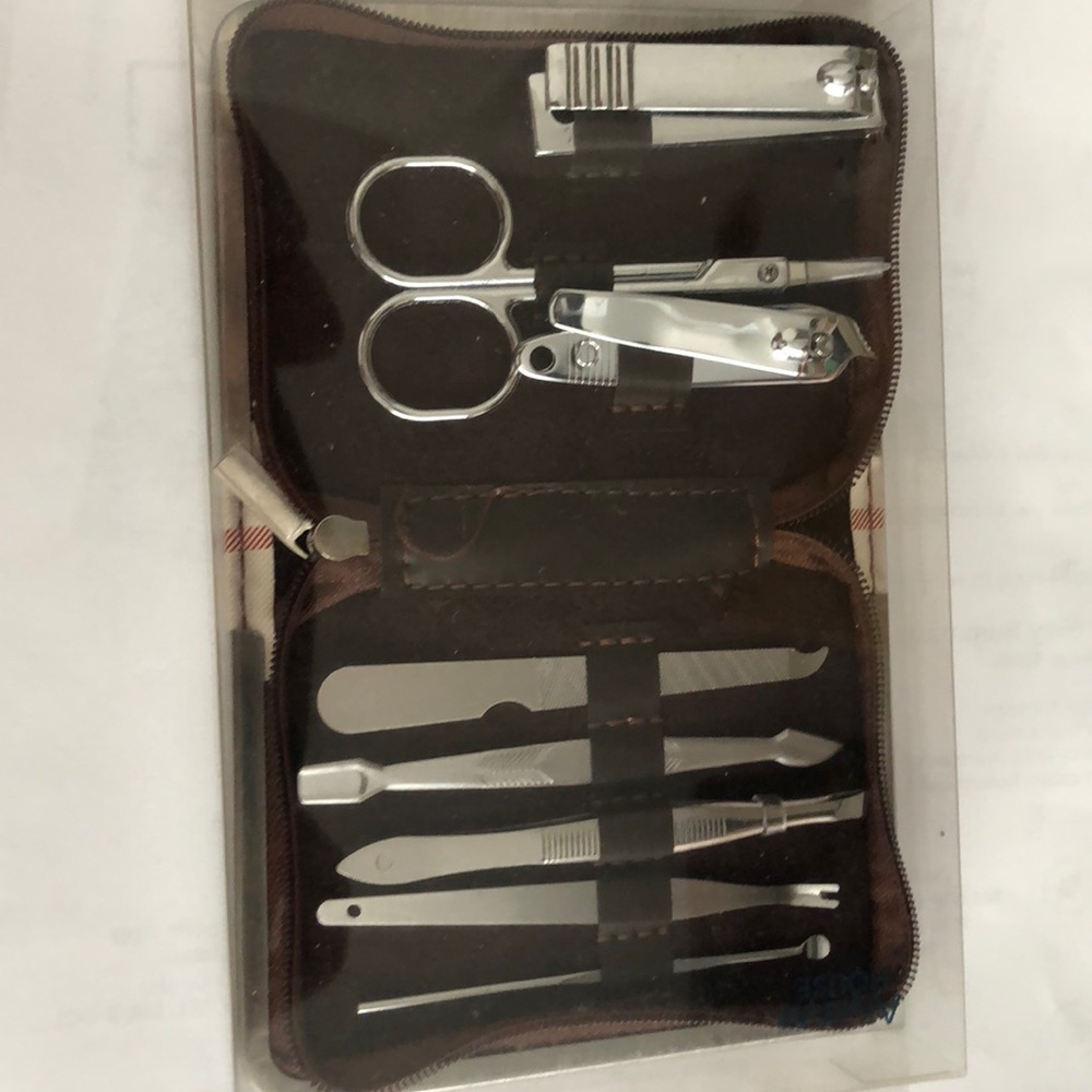 Travel trimming set